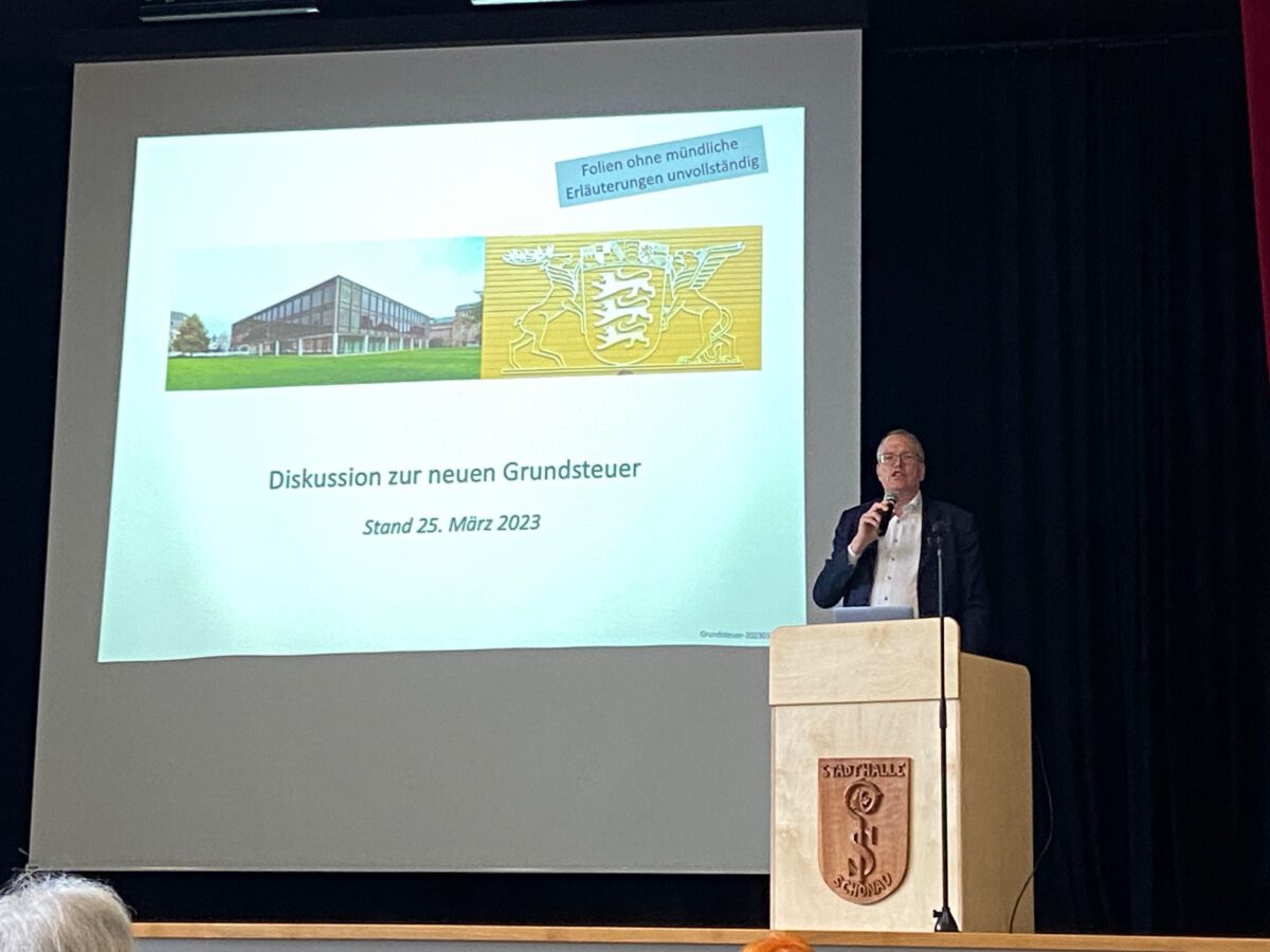 Dr. Albrecht Schütte MdL bei der CDU Schönau mit seinem Vortrag zur „neuen“ Grundsteuer